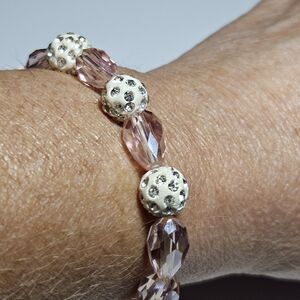 Pink Faceted Glass Beaded Stretch Bracelet With White 7"